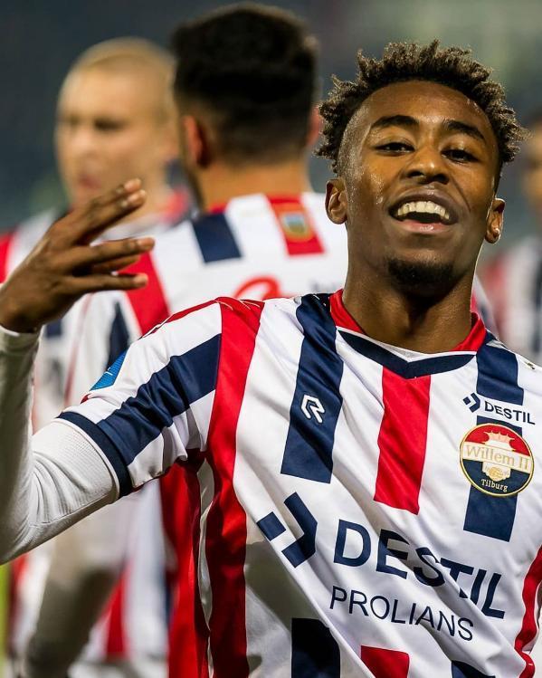 4-1，挪威是世预赛历史上第二支客场击败意大利的球队（4比1，挪威成为世预赛史上第二支客场击败意大利的球队）